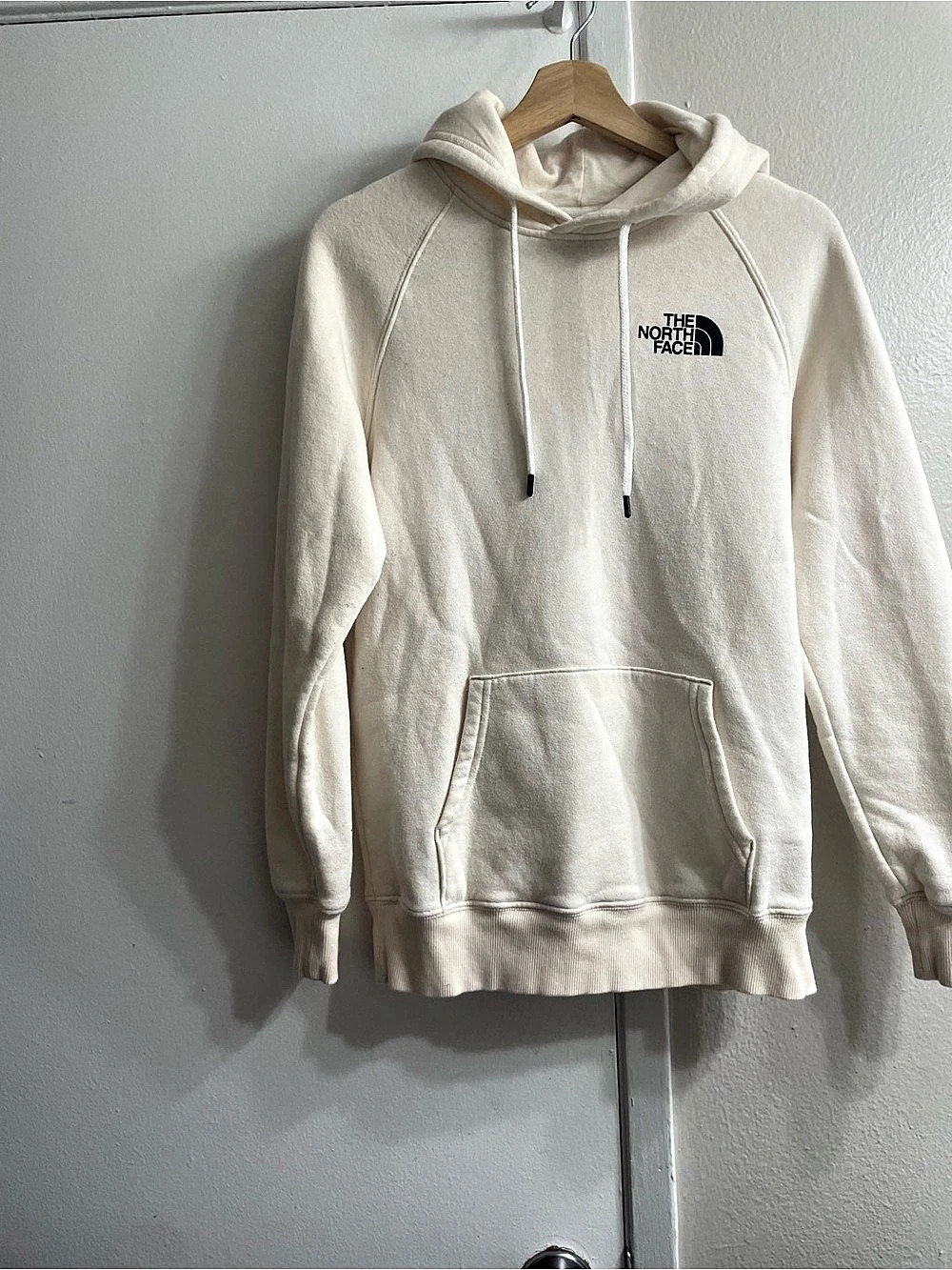 The North Face Women's Cream Hoodie Small
